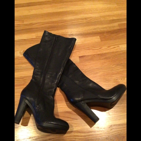 Tsubo Black Leather Boots - Picture 2 of 8
